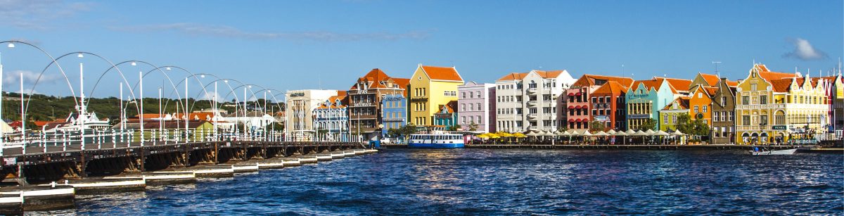 Über Curaçao