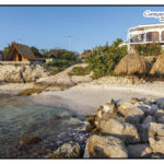 Die kleine Perle der Strände in Curacao und ein wunderschöner Tauchplatz ist die Snake Bay in Boca Sint Michiel. Das Bild aus dem Tauchreiseführer für Curacao